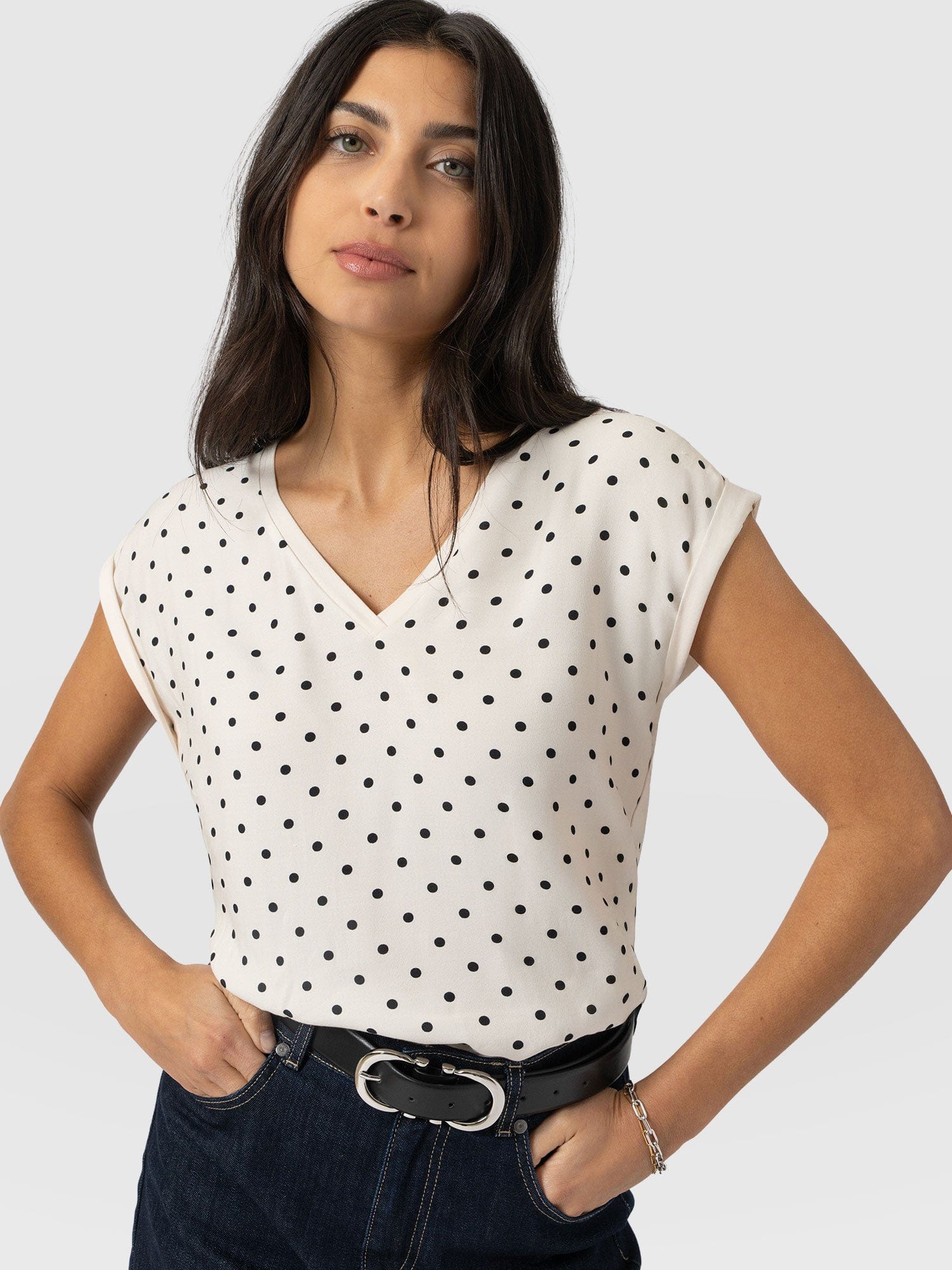 Turn Up Contrast V Neck Tee - Cream Polka Dot - Image 5